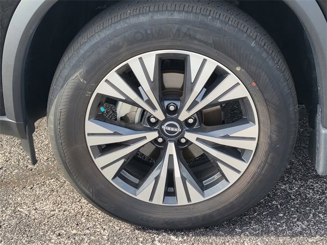 2023 Nissan Rogue SV photo 12