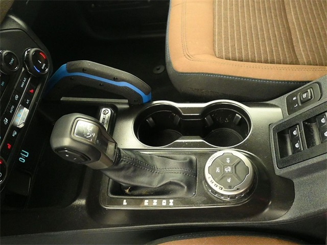 2022 Ford Bronco Outer Banks photo 8