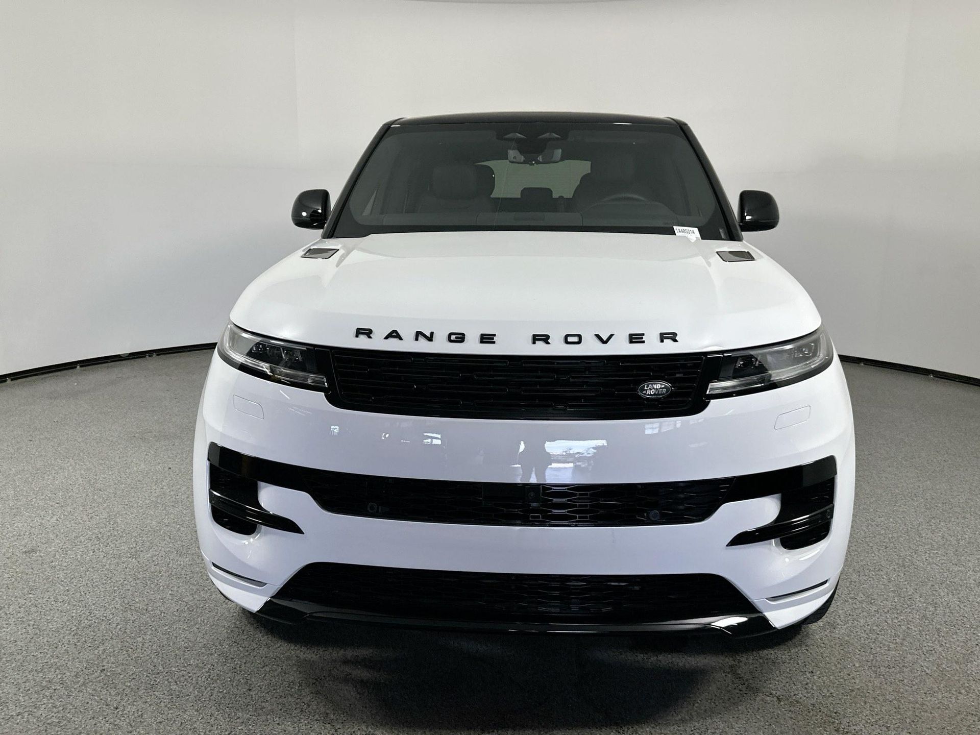 2025 Land Rover Range Rover Sport SE photo 2