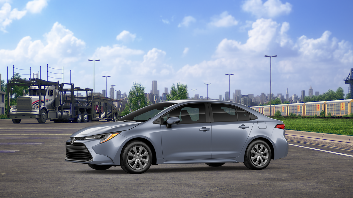 2026 Toyota Corolla LE photo 2
