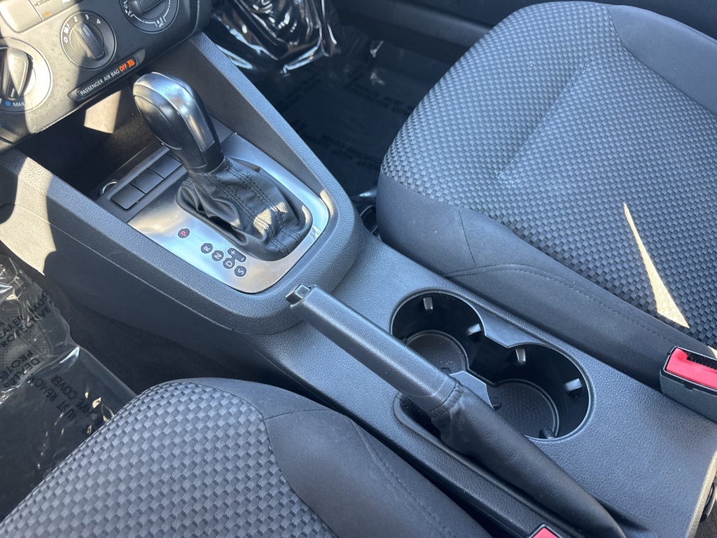 2012 Volkswagen Jetta 2.0 S photo 23