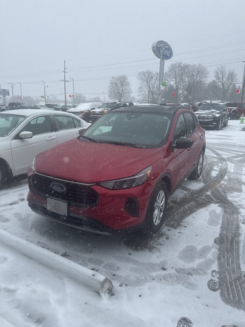 2025 FORD ESCAPE - Image 1