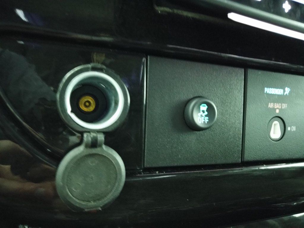 2023 Chevrolet Express photo 30