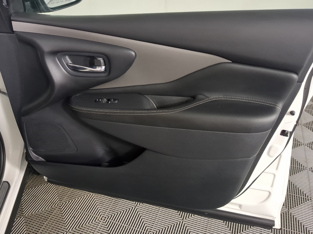 2020 Nissan Murano SL photo 19