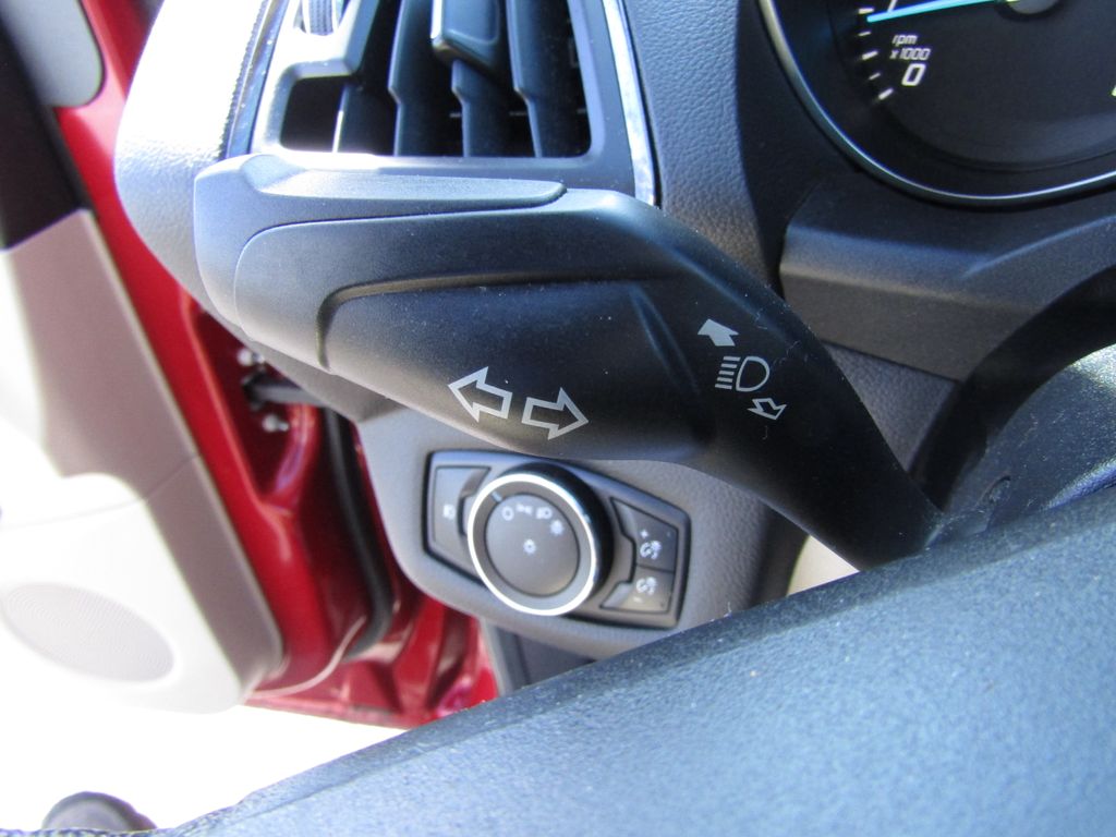 2014 Ford Escape Titanium photo 21