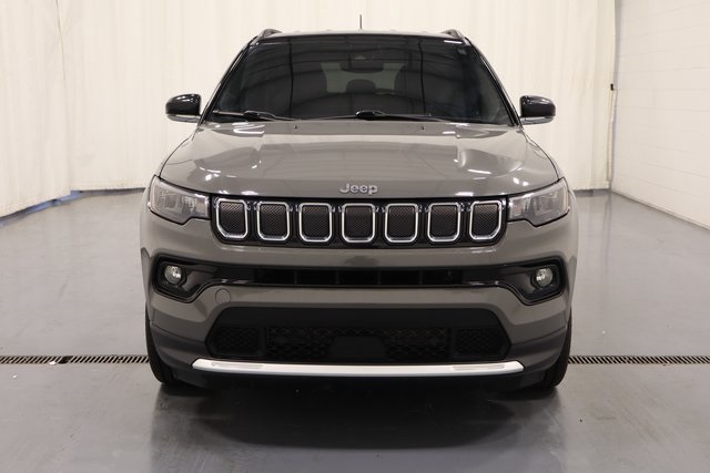 2022 Jeep Compass Limited photo 3