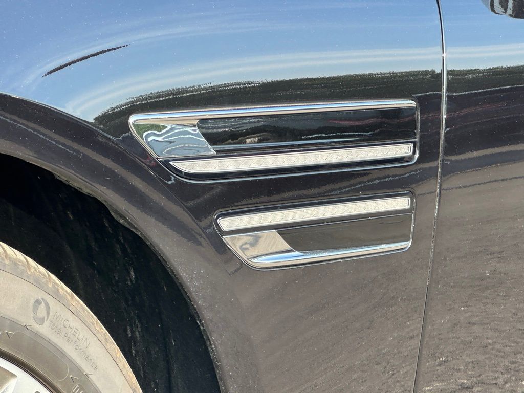 2024 Genesis Electrified G80 Advanced Prestige photo 10