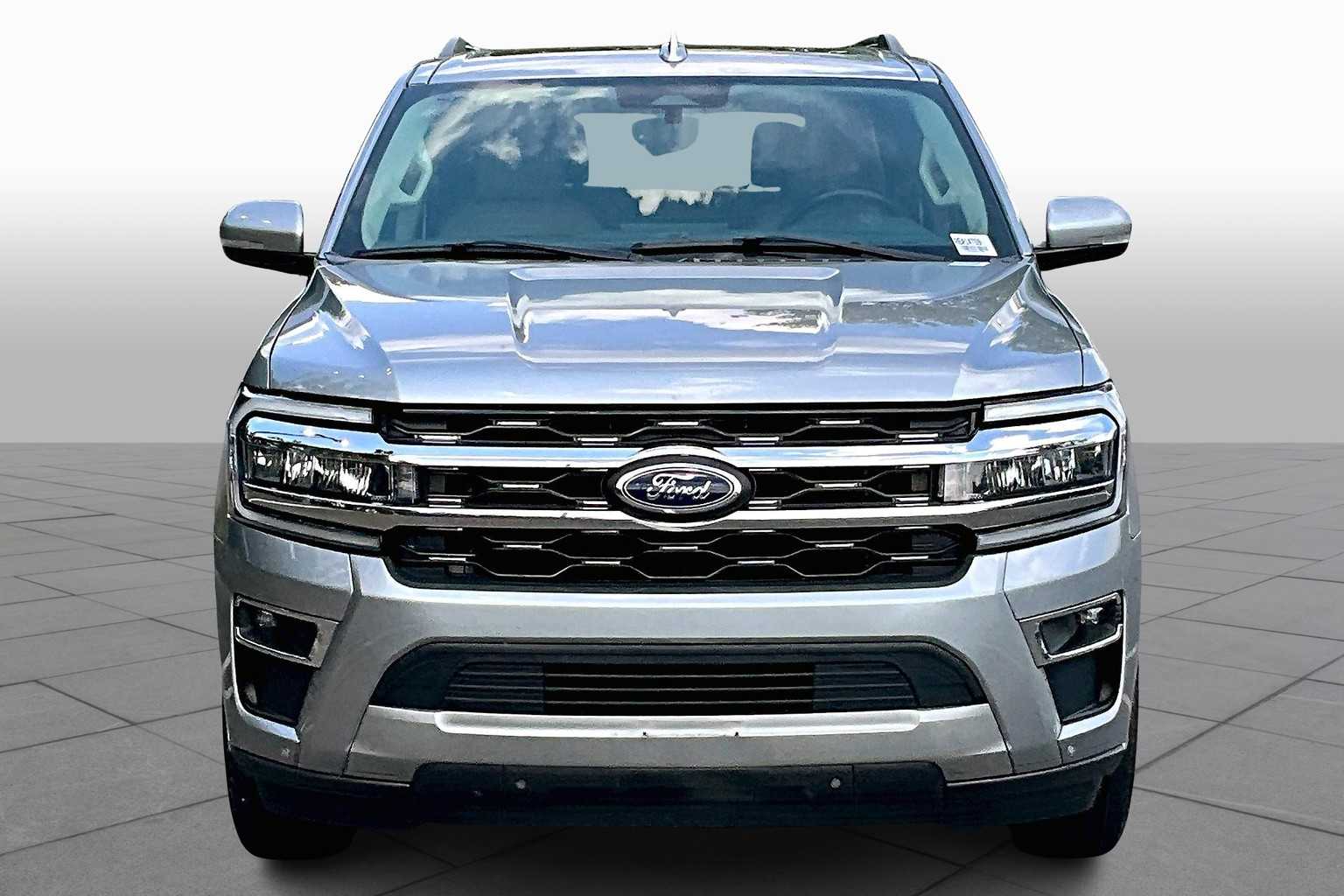 2024 Ford Expedition Limited photo 3