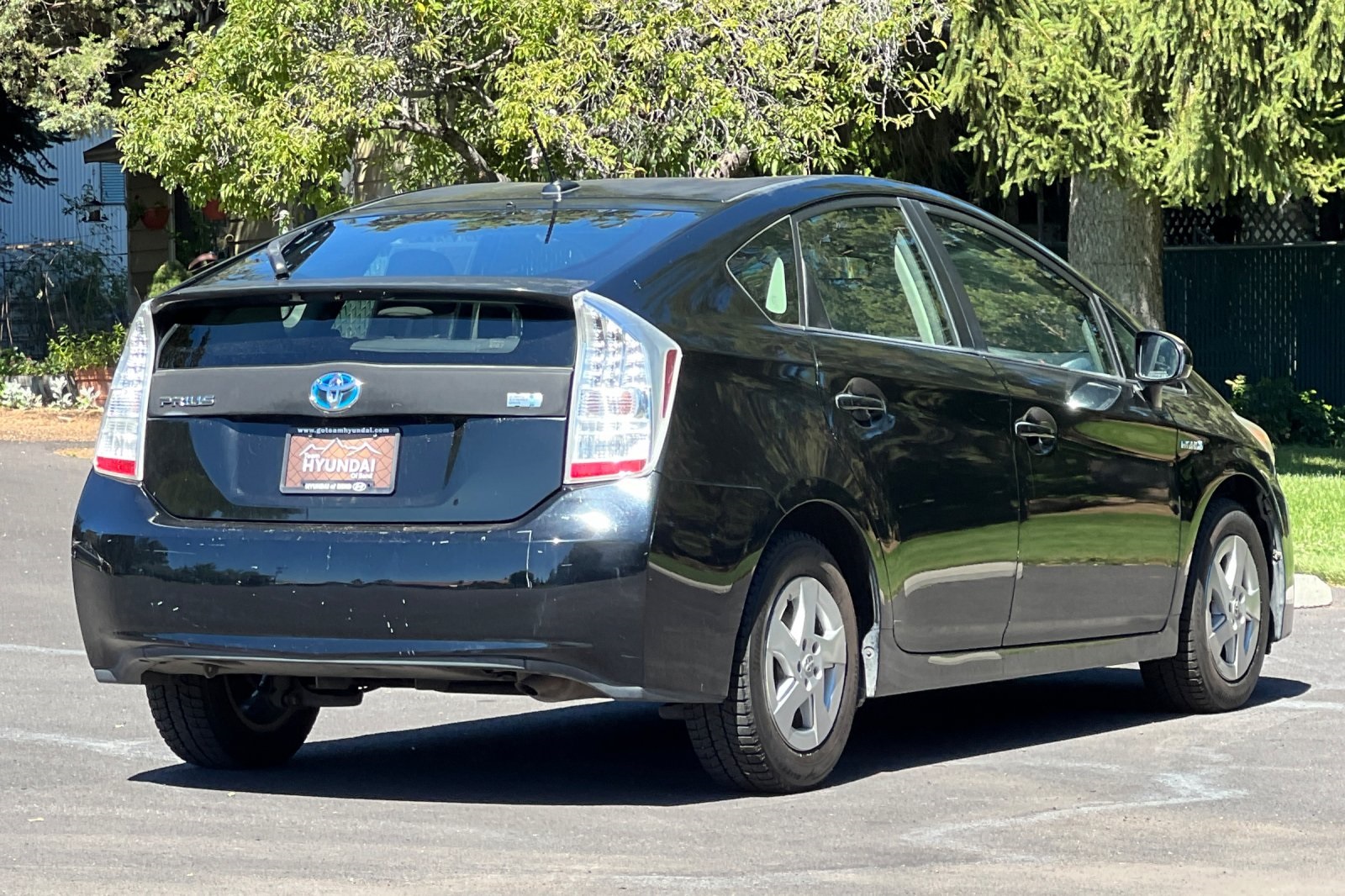 2010 Toyota Prius Three photo 4