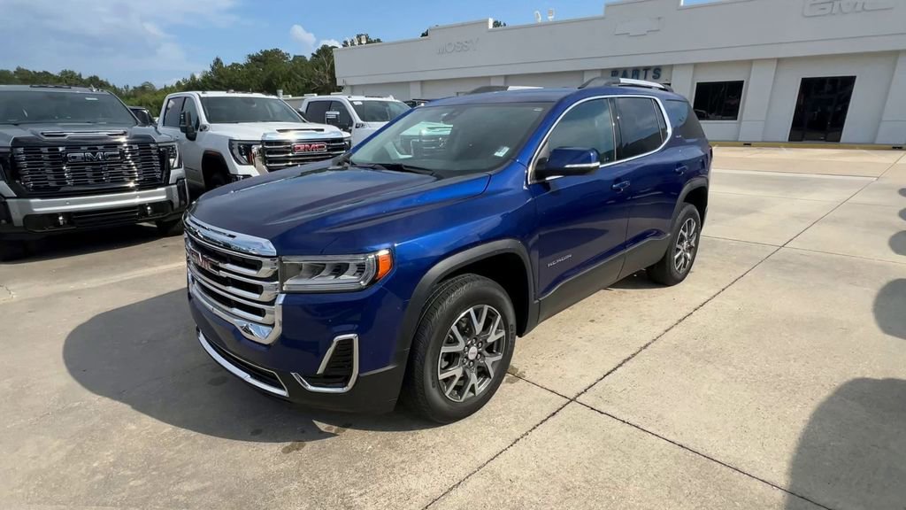 2023 Gmc Acadia SLE photo 4