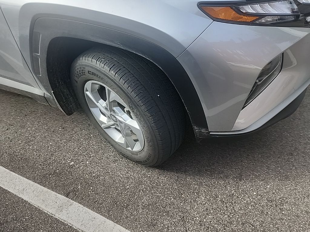 2023 Hyundai Tucson SEL photo 2