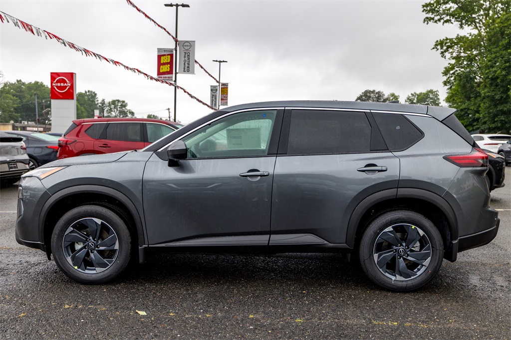 2025 Nissan Rogue SV photo 8