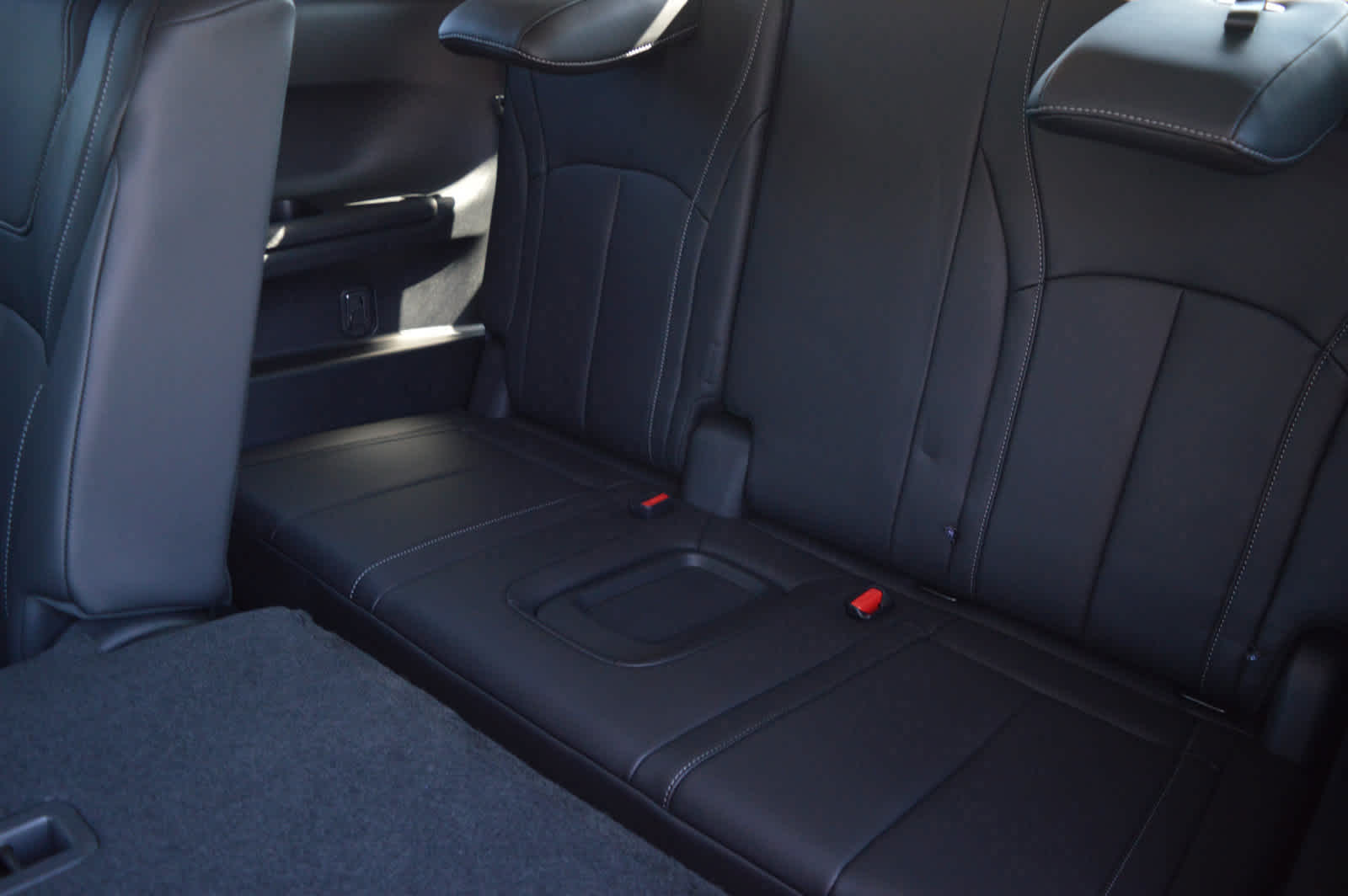 2025 Infiniti QX60 Luxe photo 3