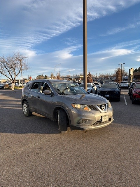 Used 2016 Nissan Rogue S with VIN 5N1AT2MVXGC761278 for sale in Lakewood, CO