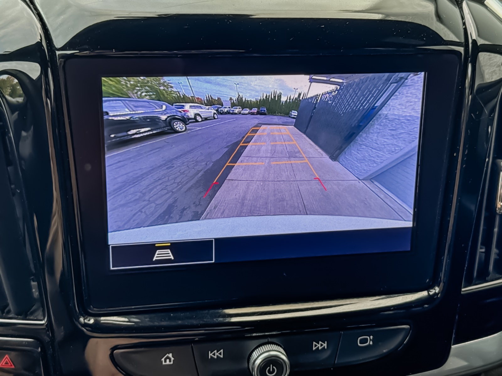 2022 Chevrolet Traverse photo 18