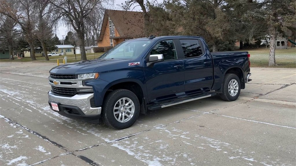2020 Chevrolet Silverado 1500 LT photo 4