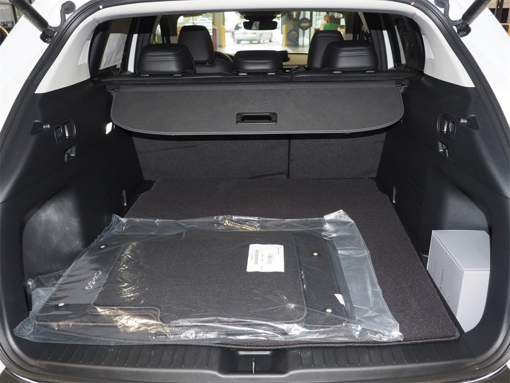 2025 Mazda CX-50 2.5 Premium Plus photo 2