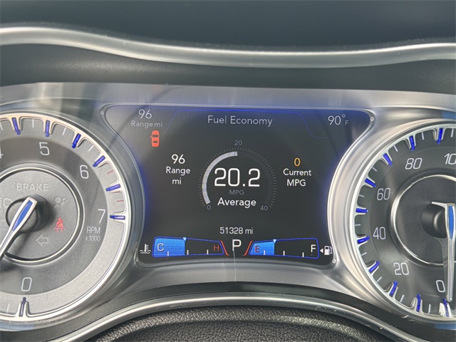 2018 Chrysler 300 Touring Limited photo 25