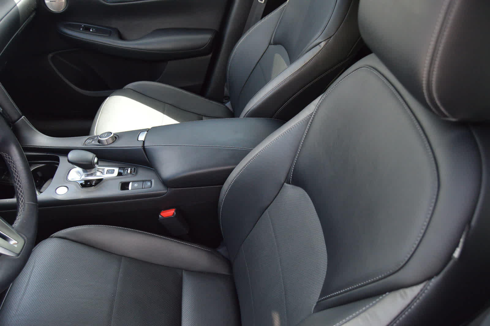2021 Infiniti QX50 Sensory photo 9