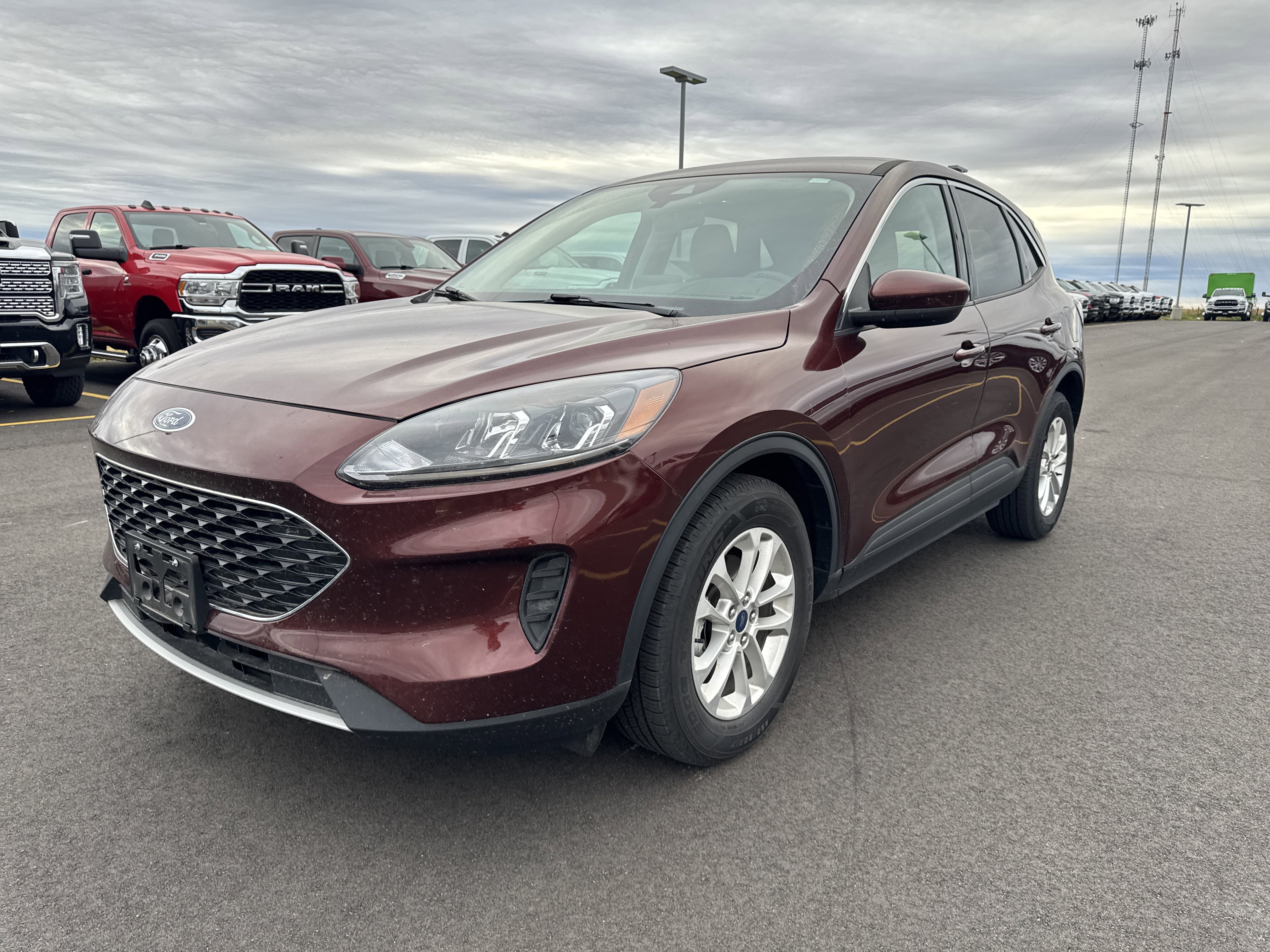 Used 2021 Ford Escape SE with VIN 1FMCU0BZ2MUA04929 for sale in Saint Charles, Minnesota