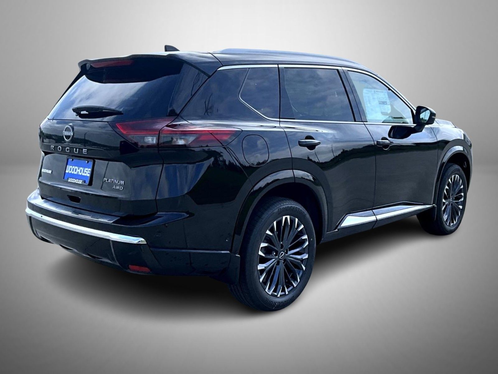 2026 Nissan Rogue Platinum photo 5