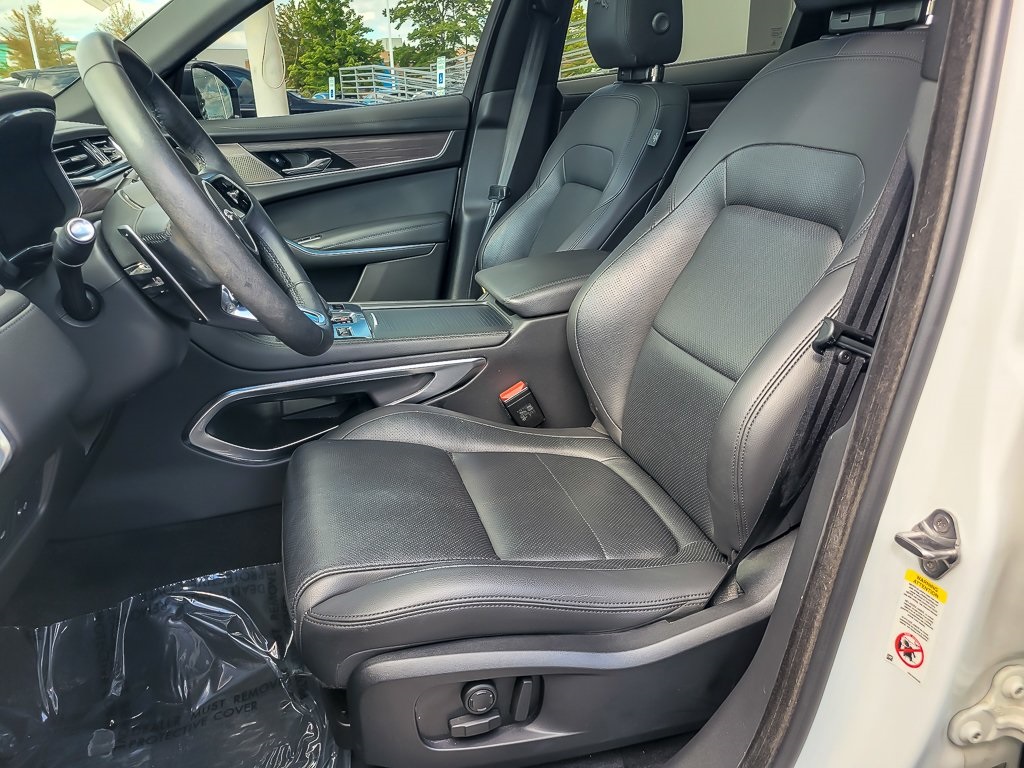 2023 Jaguar F-PACE P250 S photo 8