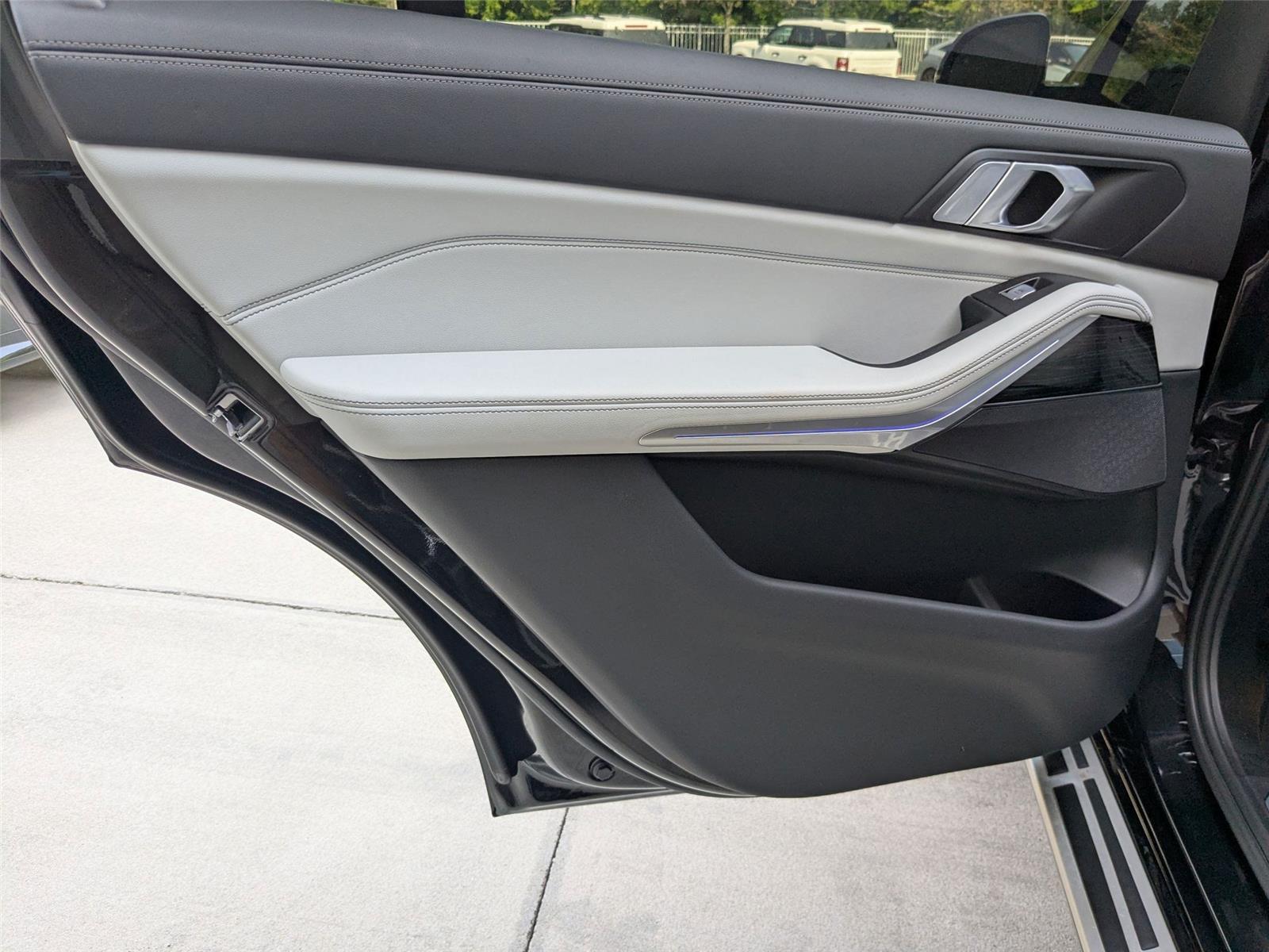 2023 Bmw X7 xDrive40i photo 24