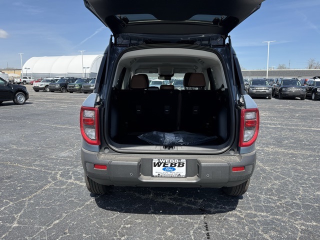 2025 Ford Bronco Sport Outer Banks photo 2