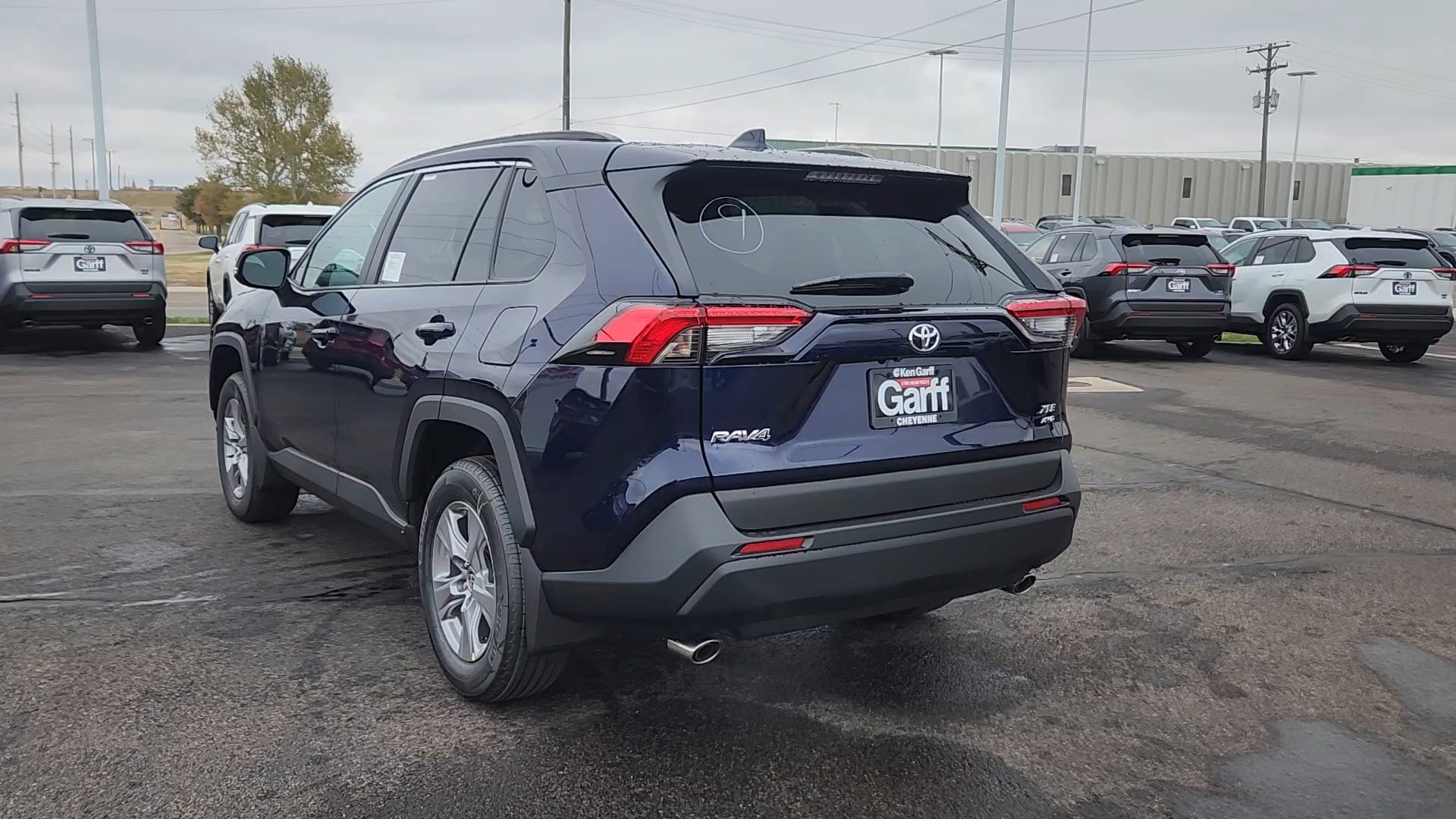 2025 Toyota RAV4 XLE photo 2