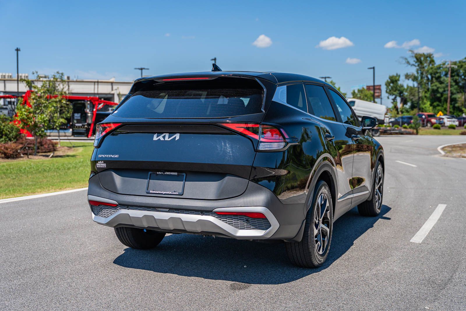 2023 Kia Sportage EX photo 2