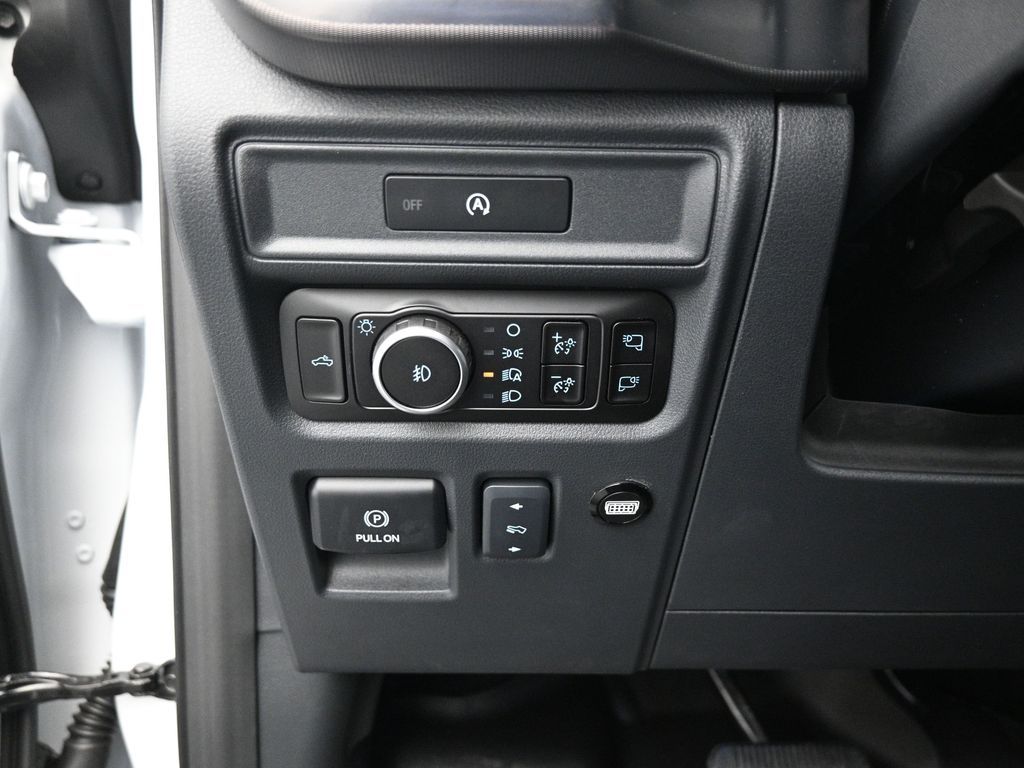 2025 Ford F-150 Lariat photo 11