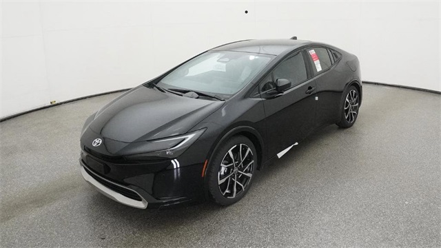 2026 Toyota Prius XSE Premium's photo