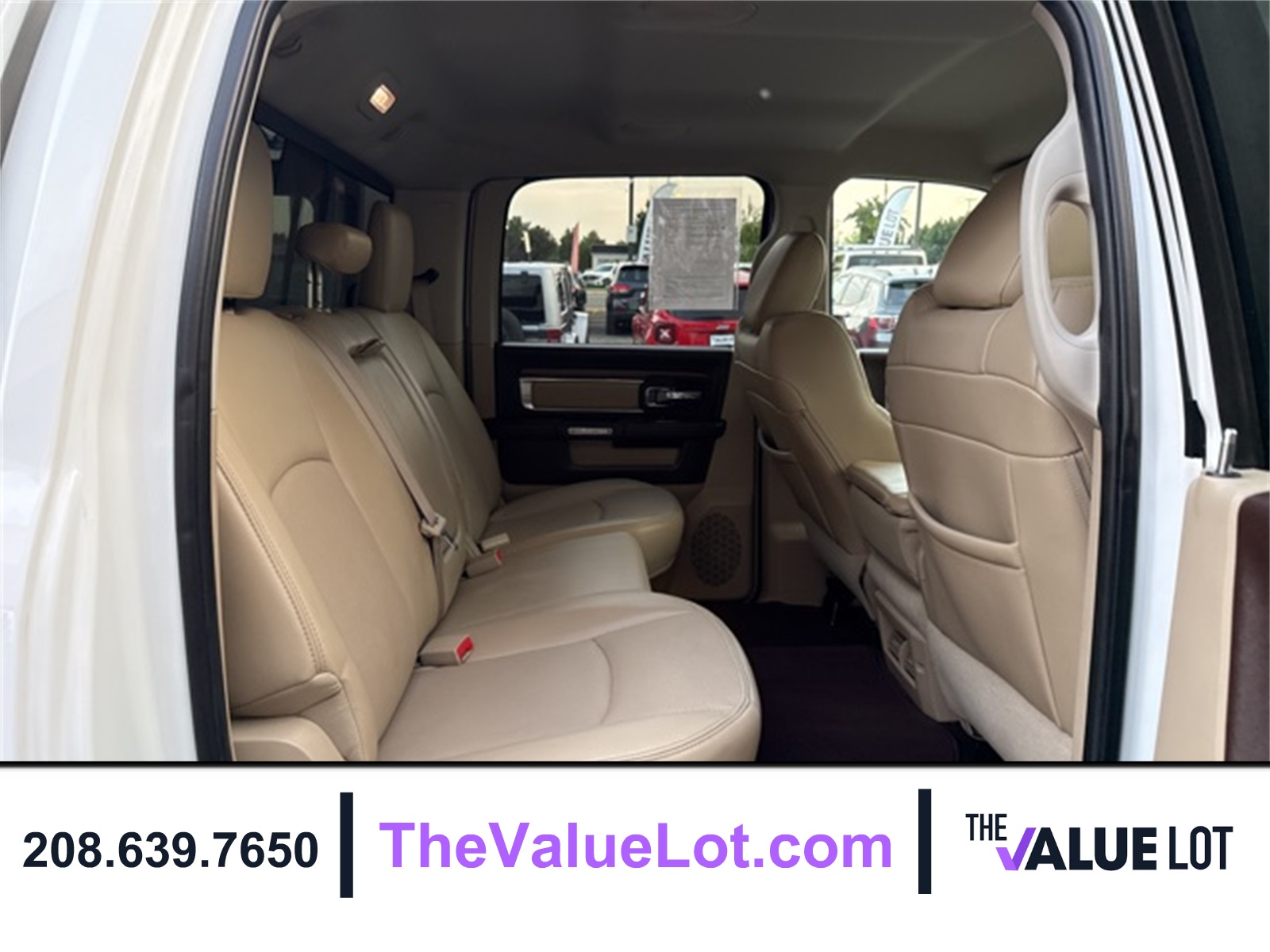2014 Ram 3500 Laramie photo 17