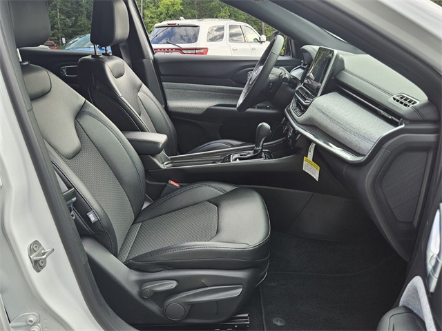 2025 Jeep Compass Latitude photo 16