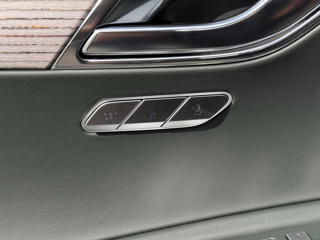 2025 Genesis GV80 3.5T Prestige photo 25