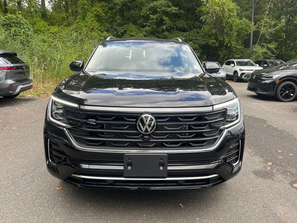 2026 Volkswagen Atlas SEL Premium R-Line photo 3