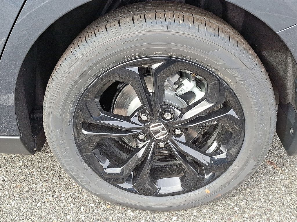 2025 Honda Accord SE photo 5