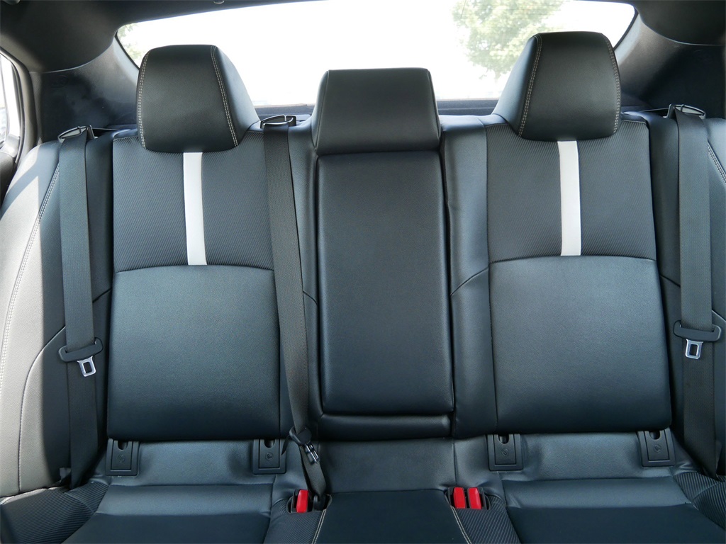 2025 Toyota Camry SE photo 17