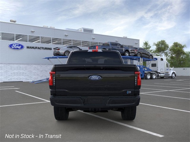2025 Ford F-150 Lightning photo 3