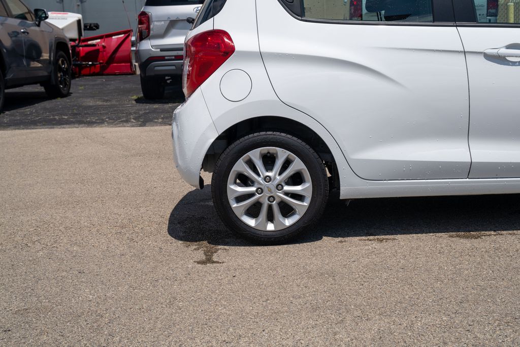 2022 Chevrolet Spark 1LT photo 9