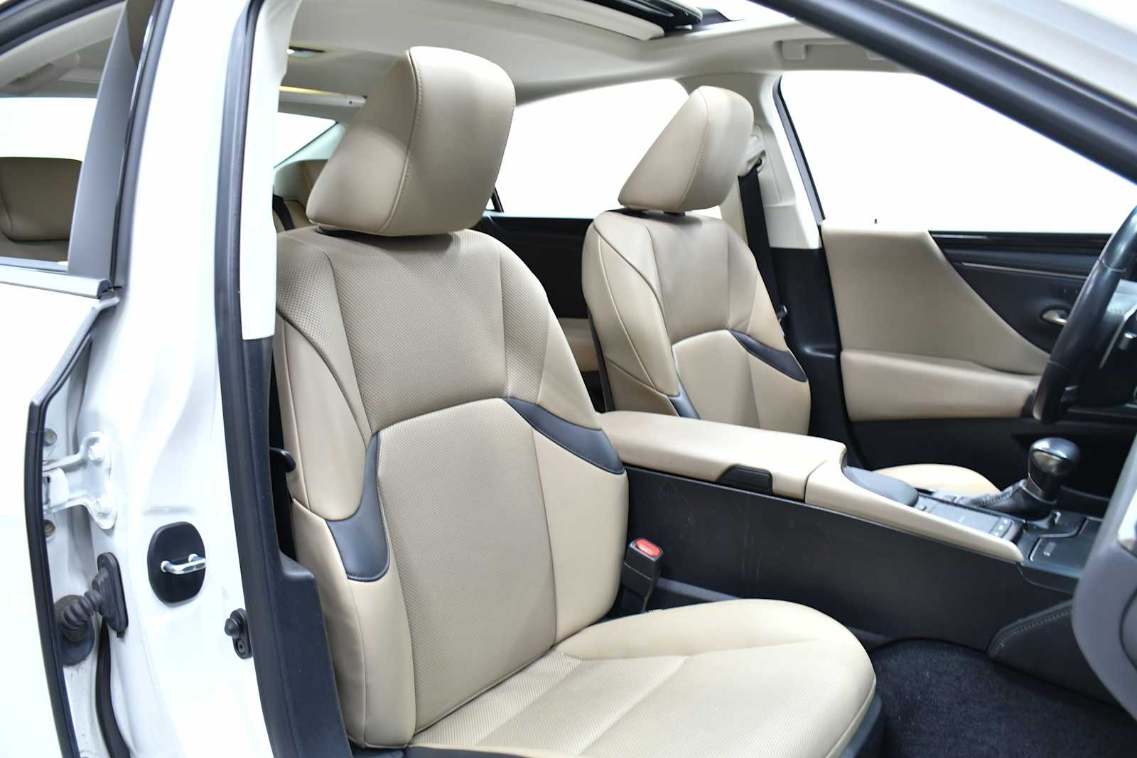 2020 Lexus ES 350 Premium photo 23