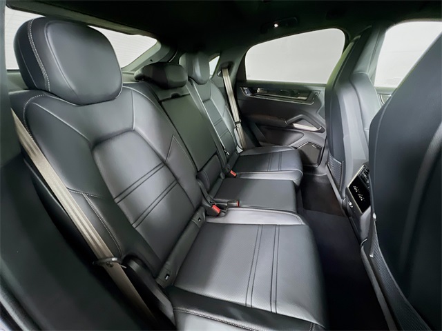 2026 Porsche Cayenne E-Hybrid Coupe photo 26