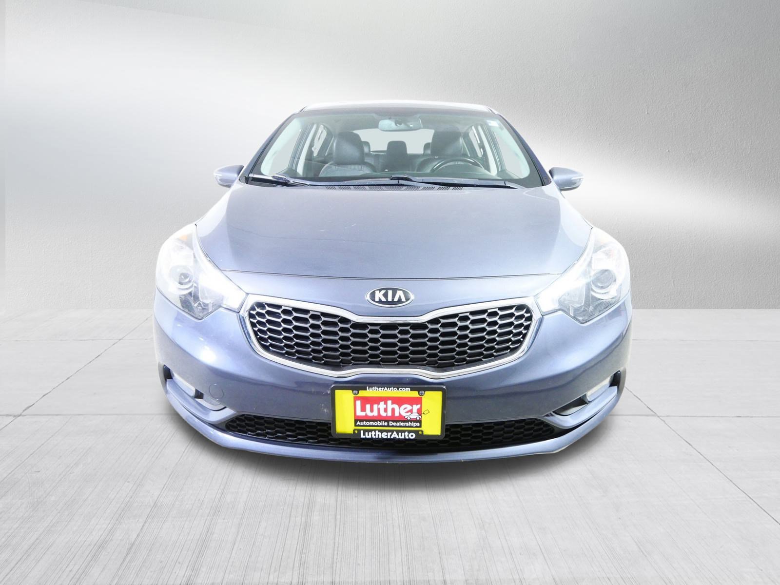 Used 2014 Kia Forte5 EX with VIN KNAFX5A87E5178325 for sale in Cambridge, Minnesota