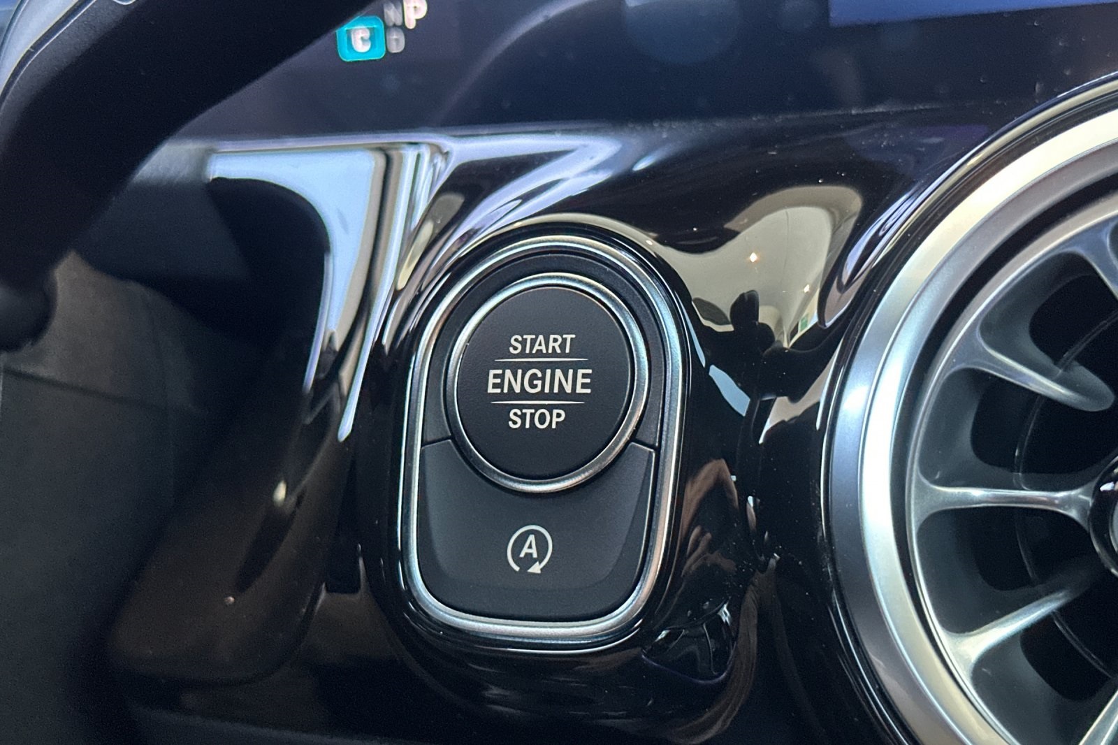 2026 Mercedes Benz GLA 250 4MATIC photo 19