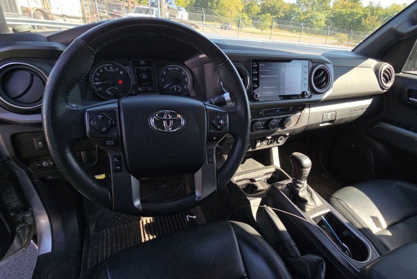 2023 Toyota Tacoma SR5 4x4 photo 7