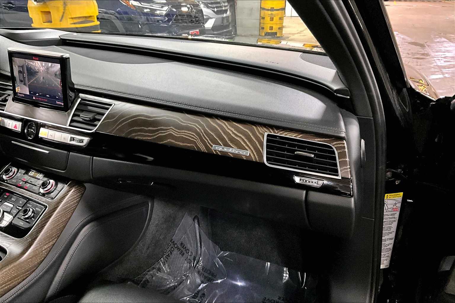 2017 Audi A8 L 3.0T photo 17