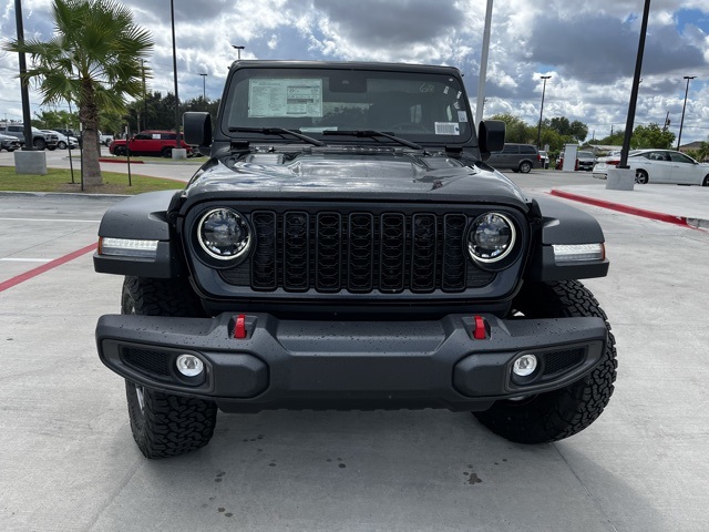 2025 Jeep Wrangler Rubicon photo 2