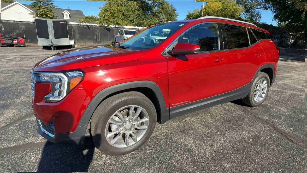 2022 Gmc Terrain SLT photo 2