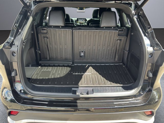 2022 Toyota Highlander XSE photo 21
