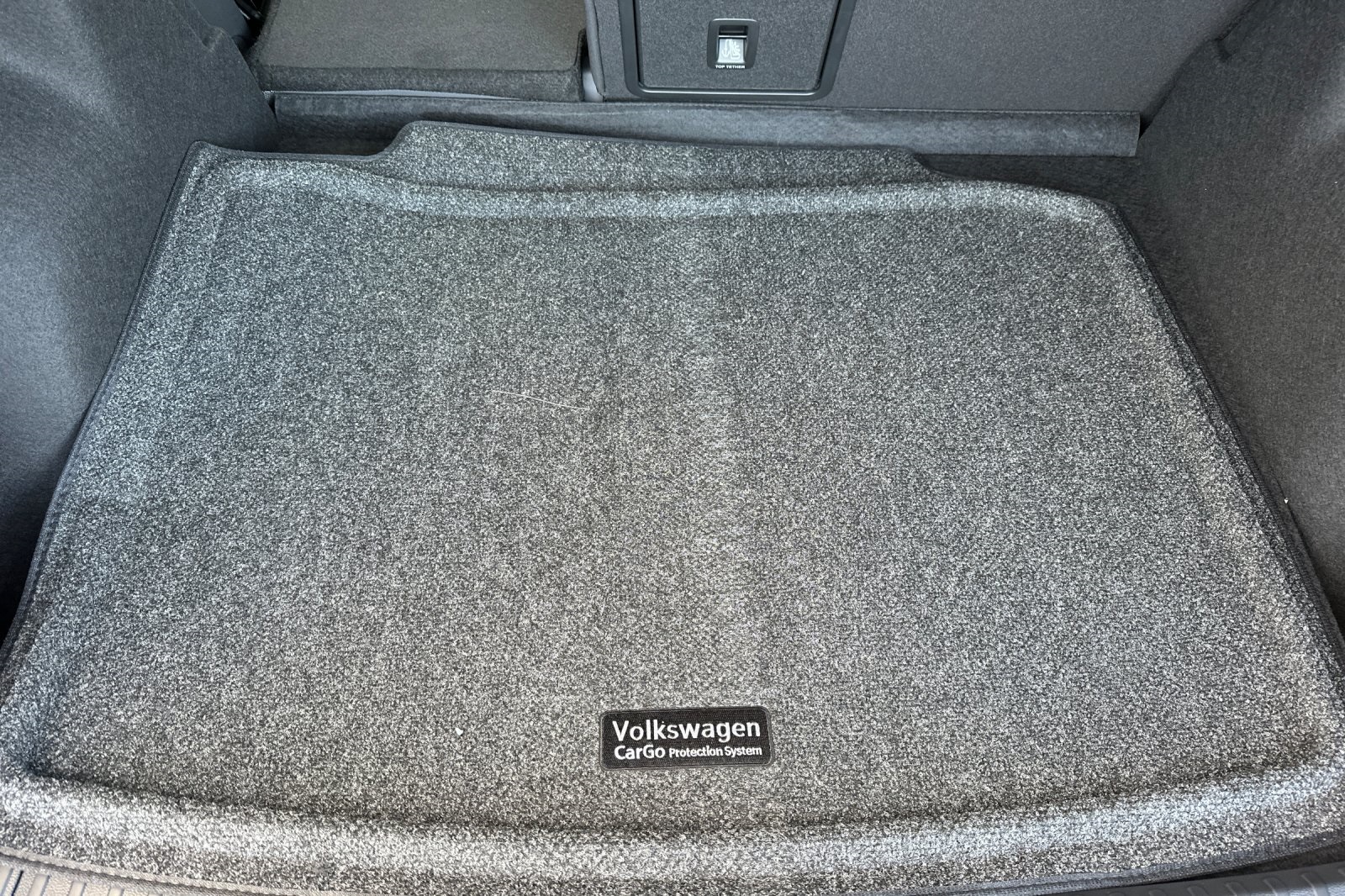 2025 Volkswagen Taos SE photo 14